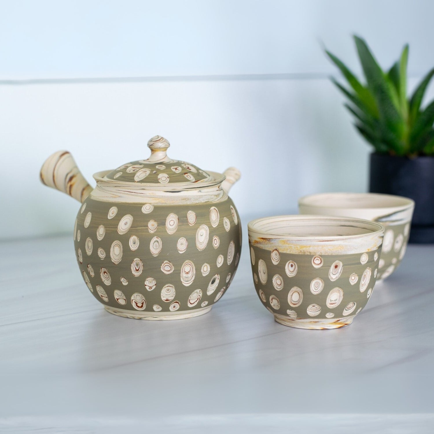 Japanese Kyusu Set - Teapot with Filters (370ml) and Two Cups by Aprika Life